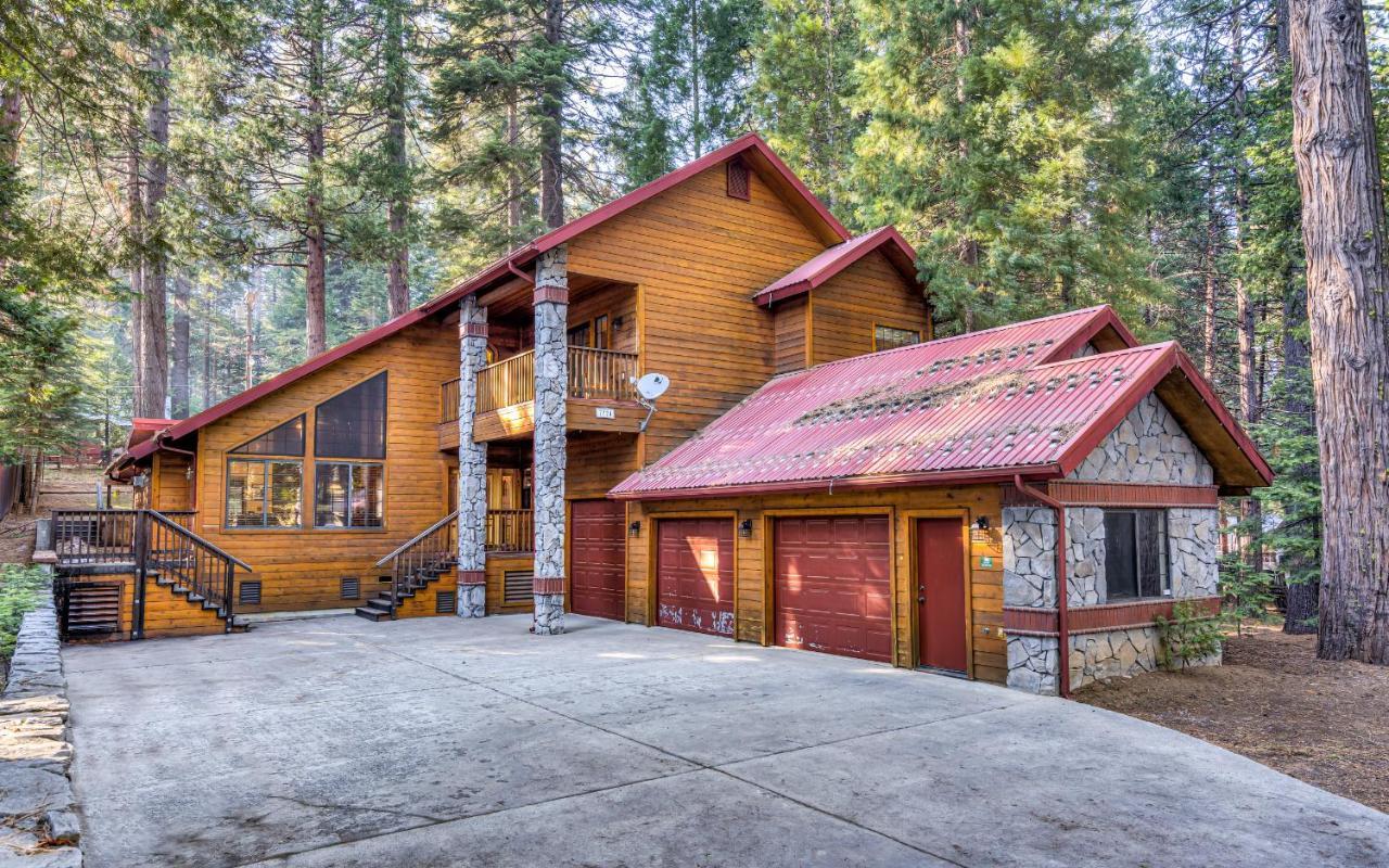 Rock Front Lodge Fish Camp Exterior photo